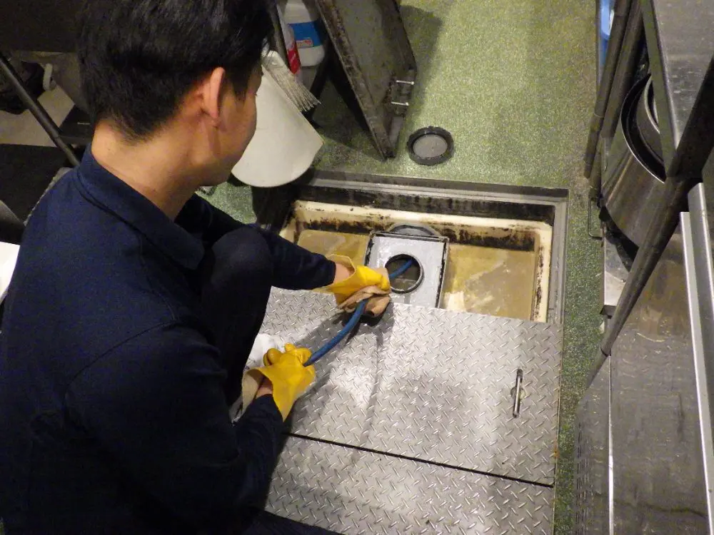 倉敷市水島 飲食店 厨房グリストラップ つまり抜き・洗浄