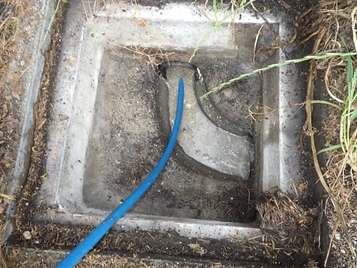 瀬戸内市 戸建て 汚水管 つまり抜き 洗浄中